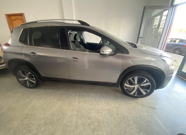 Peugeot 2008 BlueHDi 100 S&S Allure full