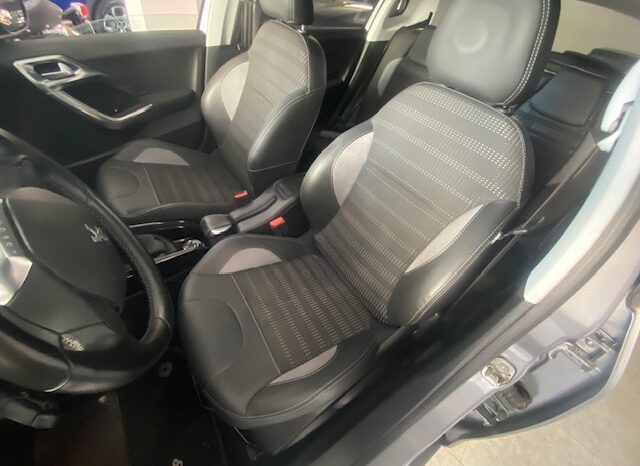 Peugeot 2008 BlueHDi 100 S&S Allure full