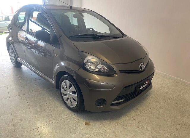 Toyota Aygo 1.0 5p. Connect full
