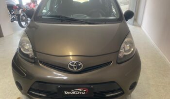 Toyota Aygo 1.0 5p. Connect full