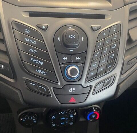 FORD FIESTA 1.5 tdci TITANIUM full