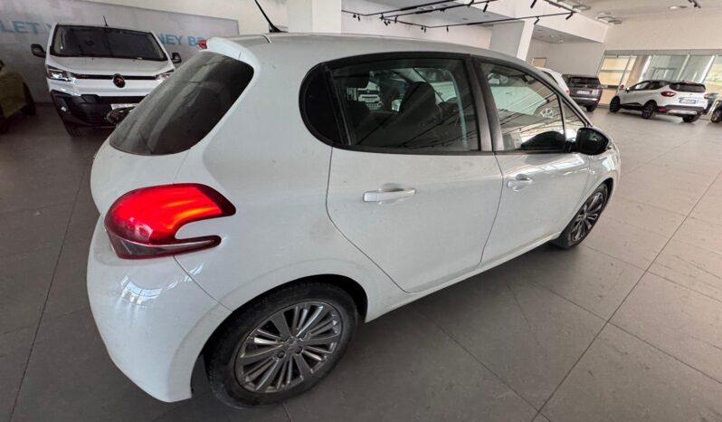 PEUGEOT 208 1.6 HDI  ALLURE full